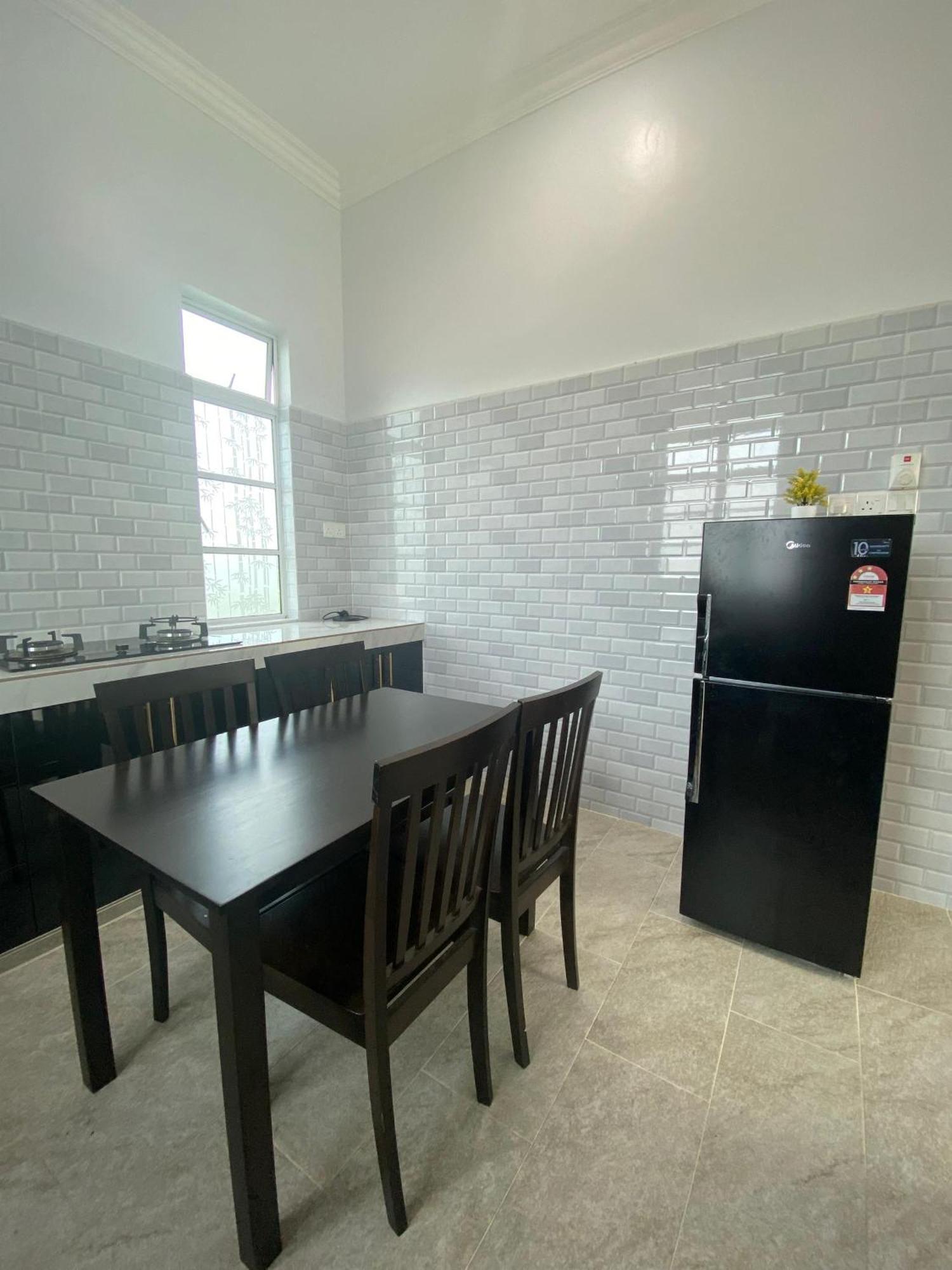 Homestay Tokma 2 Marang Luaran gambar
